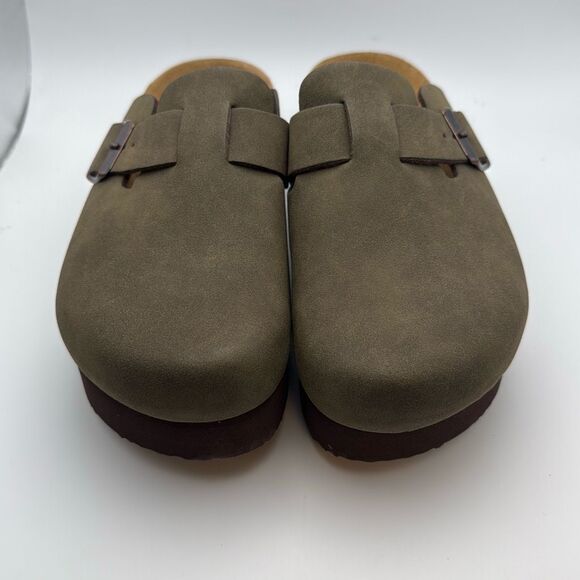 CUSHIONAIRE Women's Cork Footbed Platform Clog SIZE 6 OLIVE - Picture 2 of 7